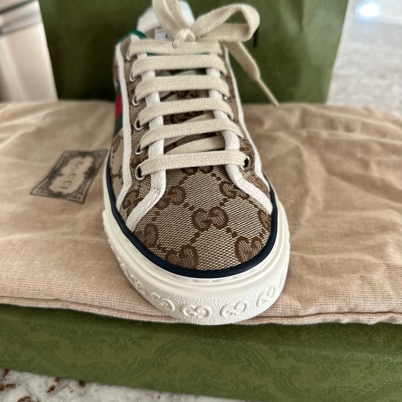 5.5 Gucci authentic! Brown - Picture 3 of 11